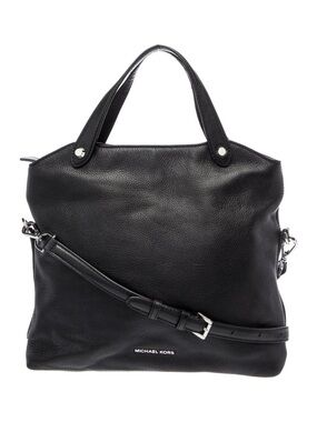 Women’s Micheal Kors Signature Crossbody Black Pebble Leather